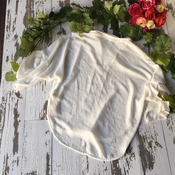 Ella Moss white bell sleeve top - Picture 6 of 6